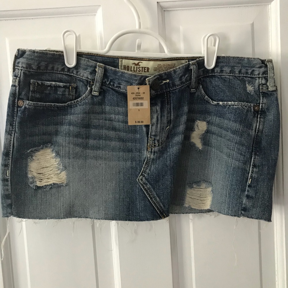 Hollister destroyed denim skirt